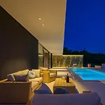Beautiful She Luxury With View In Groznjan Sterna