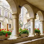 Beautiful She Luxury With View In Groznjan Villa Sterna