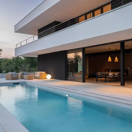 Beautiful She Luxury With View In Groznjan Villa *