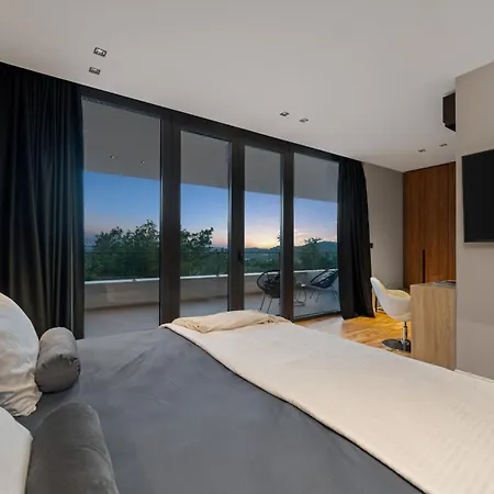 Villa Beautiful She Luxury With View In Groznjan *