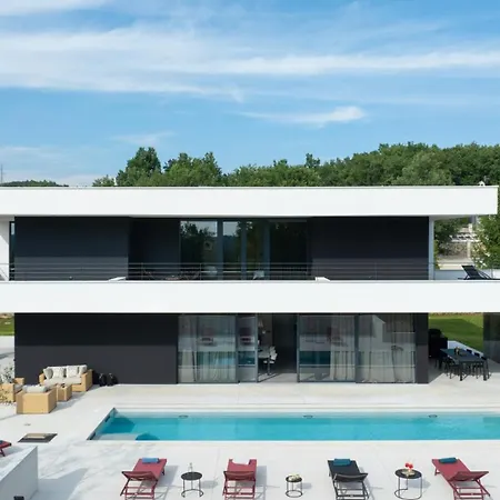 Villa Beautiful She Luxury With View In Groznjan Sterna