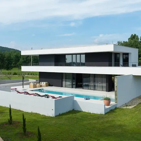 Beautiful She Luxury With View In Groznjan Villa *