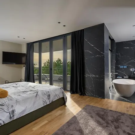 فيلة Beautiful She Luxury With View In Groznjan Sterna