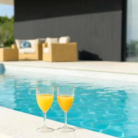 Beautiful She Luxury With View In Groznjan * Sterna