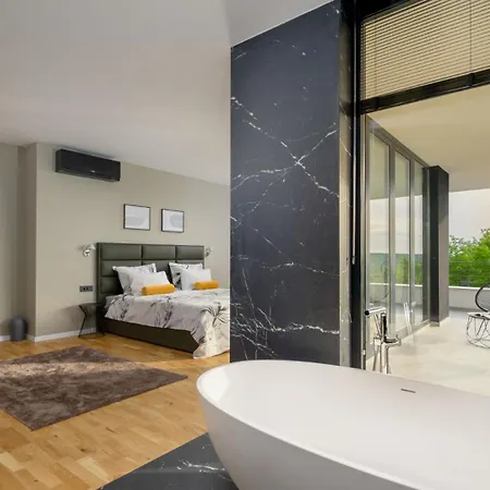 Beautiful She Luxury With View In Groznjan *