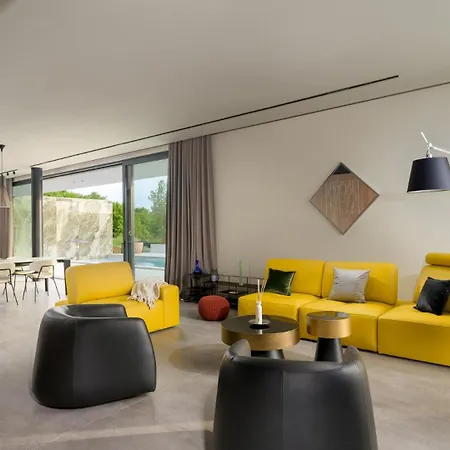 Beautiful She Luxury With View In Groznjan * Sterna
