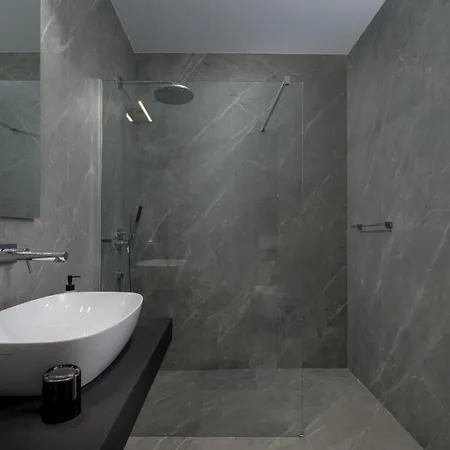 فيلة Beautiful She Luxury With View In Groznjan