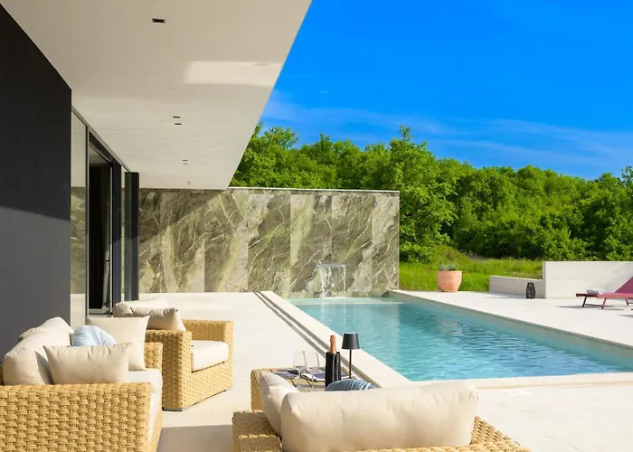 Beautiful She Luxury With View In Groznjan Villa *