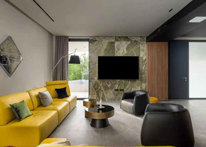 Beautiful She Luxury With View In Groznjan Sterna