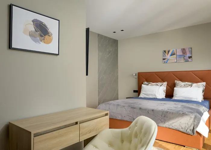 Beautiful She Luxury With View In Groznjan *