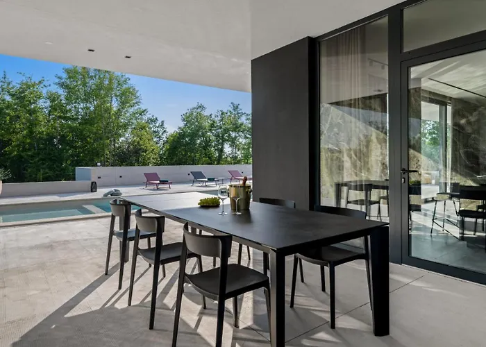 Villa Beautiful She Luxury With View In Groznjan *