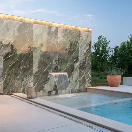 Beautiful She Luxury With View In Groznjan Villa *
